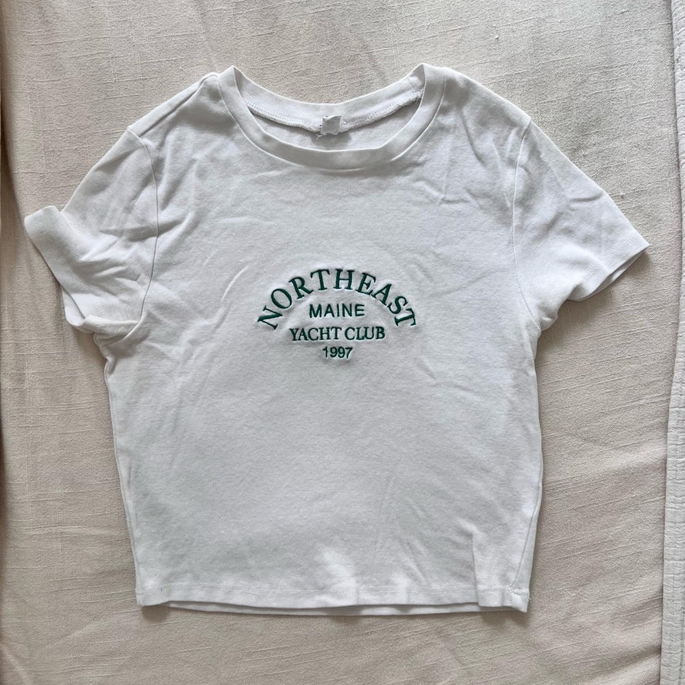 northeast maine yacht club cropped tee